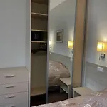 Claudia بالانغا