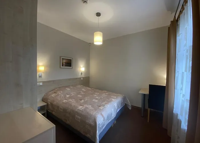 Claudia פלאנגה