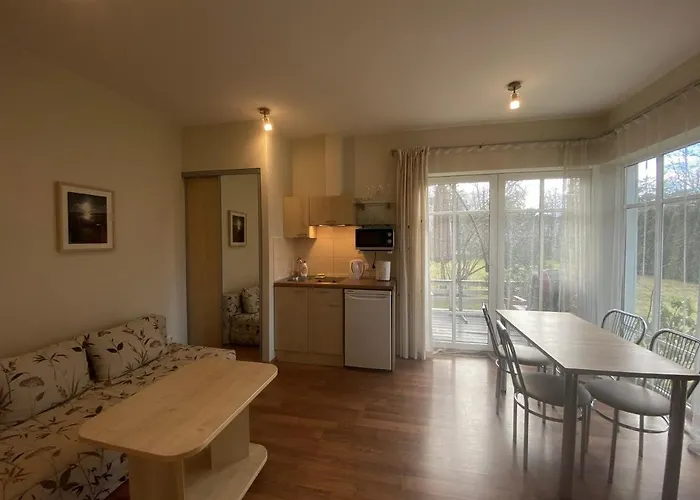 Claudia בית הארחה פלאנגה