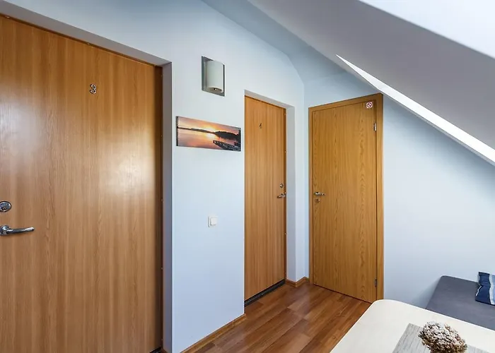 Claudia פלאנגה